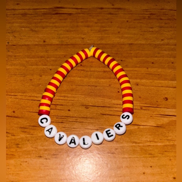 Cleveland Cavaliers Heishi Bracelet - Picture 5 of 13